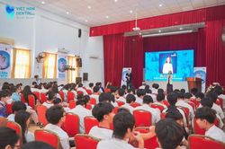 Nha khoa Việt Hàn Nha Trang kết hợp cùng trường iSchool Nha Trang tổ chức chương trình Nha khoa học đường: Trao nụ cười - Thắp sáng tương lai