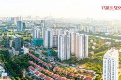 Doanh nghiệp bất động sản 'quán quân' giải thể, cách nào gỡ khó?