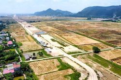 Vì sao dự án cao tốc Diễn Châu – Bãi Vọt chậm tiến độ?