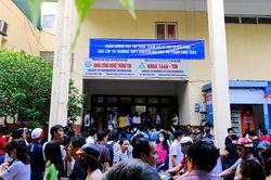 Hơn 6.000 thí sinh bước vào kỳ thi giành suất trúng tuyển lớp 10 chuyên Sư phạm
