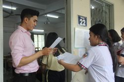 TP.HCM huy động hơn 12.000 cán bộ coi thi tuyển sinh lớp 10