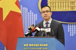 Việt Nam luôn theo dõi sát các diễn biến trên Biển Đông