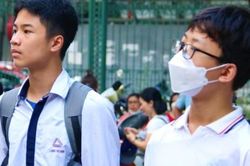 Hơn 6.000 sĩ tử bắt đầu tranh suất vào trường chuyên 'nóng' nhất nhì Hà Nội