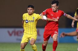 Hoàng Đức nổi bật ở đội hình của HLV Troussier đấu Hong Kong và Syria