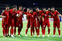 Đội tuyển Việt Nam hội quân dịp FIFA Days với 33 cầu thủ
