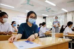 Hiến kế nhìn phát biết liền thiết bị gian lận thi cử