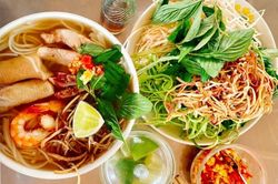 Bún nước lèo cùng loạt đặc sản Sóc Trăng thơm ngon, hấp dẫn