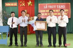 Truy tặng danh hiệu 'Bà mẹ Việt Nam anh hùng' cho mẹ Phan Thị Em