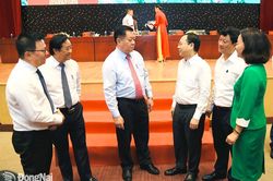 Tạo miễn nhiễm với thông tin xấu độc