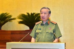 Đại biểu Quốc hội: Lực lượng Công an cần được sử dụng vũ khí nhanh hơn