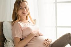 Mỹ đối mặt với tình trạng tỷ lệ sinh giảm, nhiều người sinh con muộn