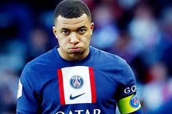Mbappe xin lỗi Real Madrid