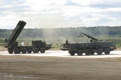 'Smerch tốt hơn HIMARS'