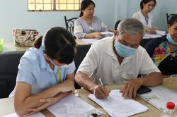 Người dân Bình Dương phấn khởi nhận tiền bồi thường dự án Vành đai 3
