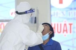 Đủ điều kiện công bố dịch COVID-19 từ nhóm A sang nhóm B, xem xét công bố hết dịch