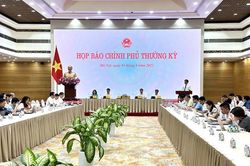 Thủ tướng Chính phủ yêu cầu tập trung đẩy mạnh 3 động lực tăng trưởng