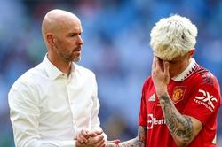 MU lập kỷ lục buồn sau trận thua Man City