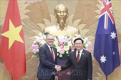 Chủ tịch Quốc hội Vương Đình Huệ hội kiến Thủ tướng Australia