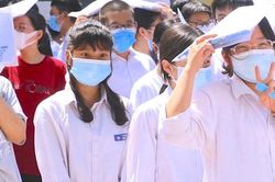 Gần 3.000 thí sinh tranh suất vào lớp 10 chuyên Khoa học Tự nhiên