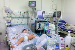 Tháng 7 sẽ có thuốc điều trị bệnh tay chân miệng