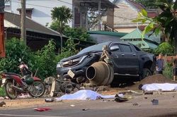 Va chạm xe liên hoàn, 3 người trong gia đình tử vong