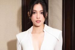 Gợi cảm như Hoa hậu Trần Tiểu Vy