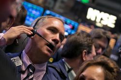 Thị trường chứng khoán thế giới ngày 5/6: S&P 500 tăng lên mức cao mới trong 9 tháng