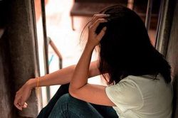 3 biểu hiện của người đàn bà không hạnh phúc trong hôn nhân, dù giấu thế nào cũng vẫn lộ