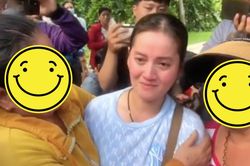 Xúc động khoảnh khắc con gái cố NSƯT Vũ Linh bật khóc khi được người hâm mộ vây kín