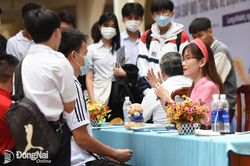 Chưa đậu đại học đã lo học phí tăng