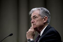 IMF: Fed chưa thể lùi bước