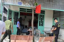 Hàng xóm phát hiện chủ nhà tử vong trên ghế ở phòng khách