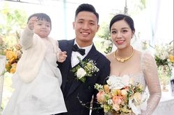 Bị vợ tố sống tệ bạc, trung vệ Bùi Tiến Dũng nói gì?