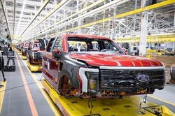 Ford thu hồi hơn 125.000 xe tại Mỹ do nguy cơ cháy buồng động cơ