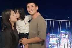 Bùi Tiến Dũng xuất hiện cùng bà xã, nói rõ tình trạng hôn nhân