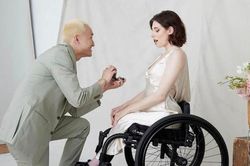 Tình yêu tạo ra cổ tích của chàng trai gốc Việt và người mẫu khuyết tật Mỹ