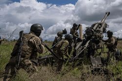 Ukraine tuyên bố đủ vũ khí để bắt đầu phản công