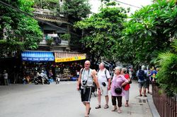 Gỡ khó cho du lịch