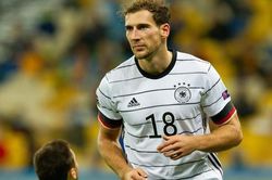 Tin chuyển nhượng 7/6: MU mua tiền vệ tuyển Đức, Messi đến CLB ít ai ngờ tới