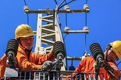 Bộ Công Thương xin lỗi người dân vì liên tục cắt điện