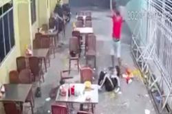 Truy tìm người đàn ông đánh phụ nữ dã man trong quán ăn
