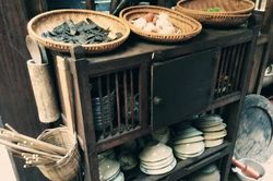 Nhà có phúc thường có 3 món 'gia truyền' này, tương lai con cháu ắt có của ăn của để