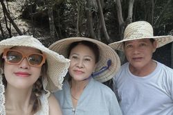 Puka đi du lịch cùng gia đình, Gin Tuấn Kiệt quyết không lộ diện vẫn bị fan réo gọi vì điều này?