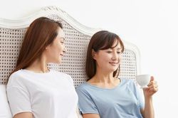 Sau một đêm ngủ nhờ ở nhà tôi, chị chồng quyết định rút đơn ly hôn
