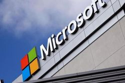 Microsoft bị phạt nặng do vi phạm quyền riêng tư