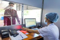Ứng dụng công nghệ thông tin vào quản lý, khám chữa bệnh