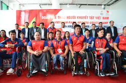 Đoàn Thể thao Người khuyết tật Việt Nam nhận được nguồn động viên tại Campuchia