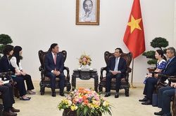 Phó Thủ tướng Trần Lưu Quang tiếp Đặc phái viên Bộ trưởng Ngoại giao Hàn Quốc