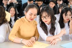 Để đạt điểm cao môn GD Công dân thi tốt nghiệp THPT