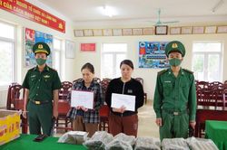 Bắt 2 đối tượng mua bán trái phép vật liệu nổ
